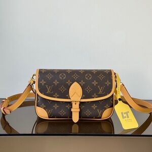 Louis Vuitton Monogram Brown Tan Crossbody Bag